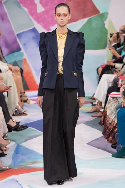 Look 4